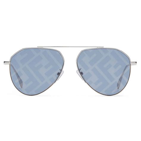 occhiali da sole fendi blu|Occhiali Da Sole di Fendi in Blu .